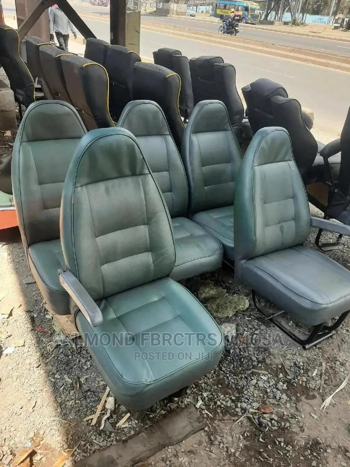 Tour Seats