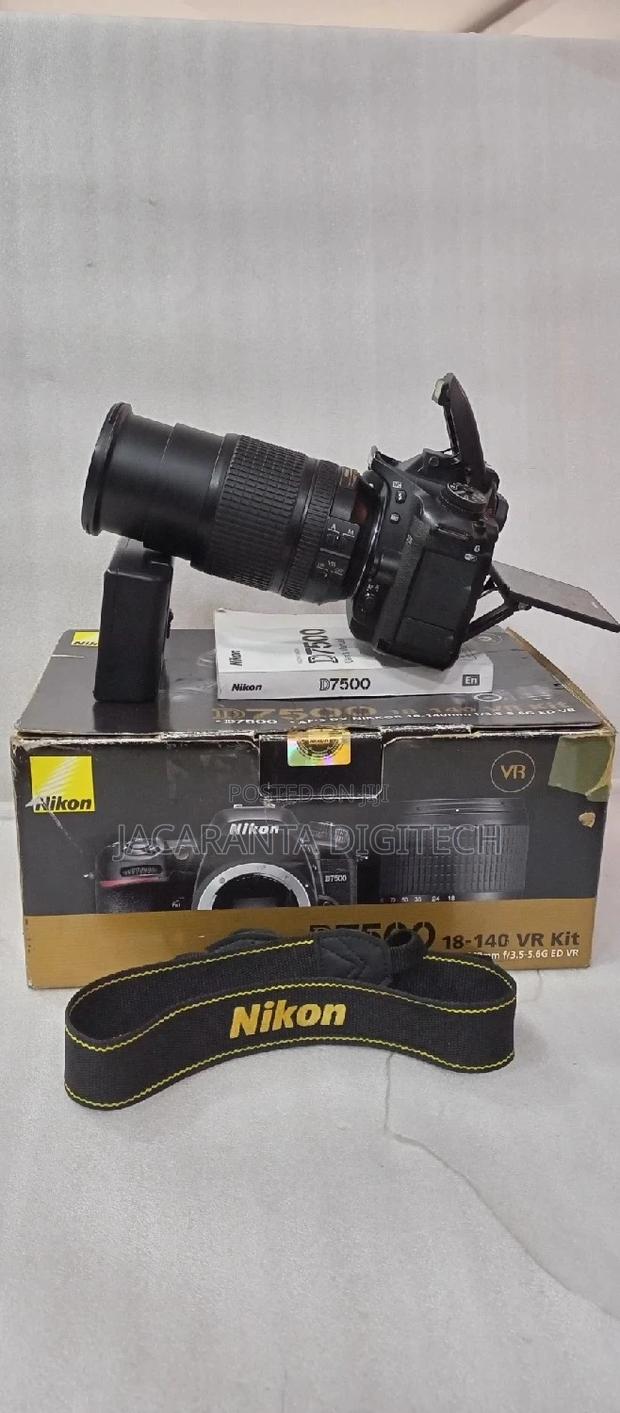 Nikon D7500 DSLR Camera With 18-140mm Lens - thumbnail 4