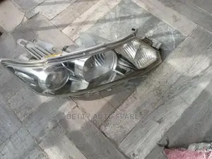Allion 260 Headlight Xenon