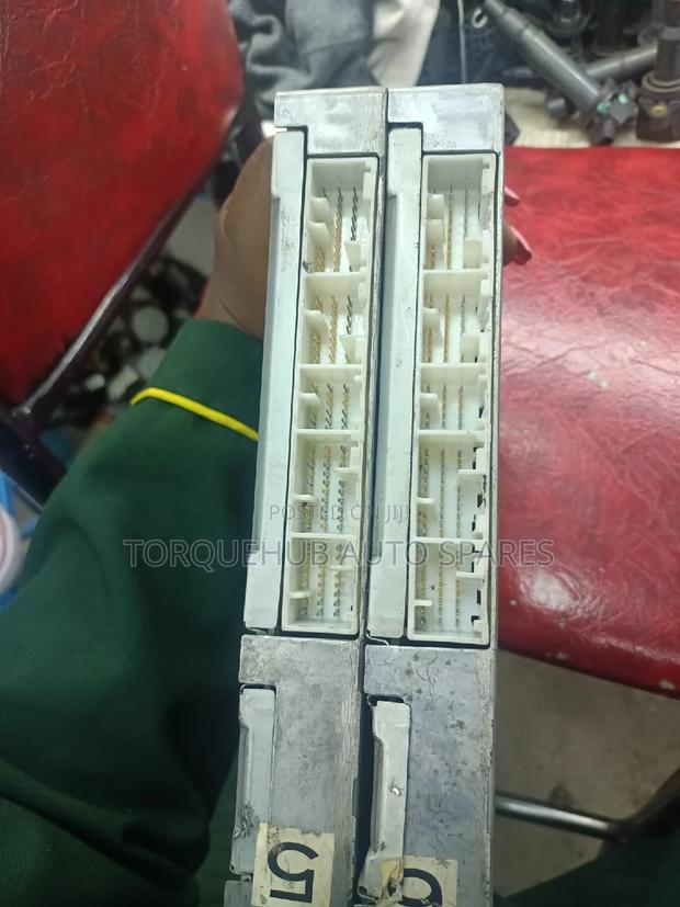 Toyota Caldina 2005 1AZ Engine Computer - thumbnail 3