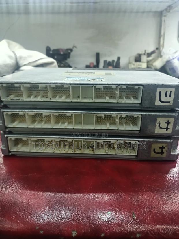 Toyota Voxy 2004 1AZ Engine Computer - thumbnail 2