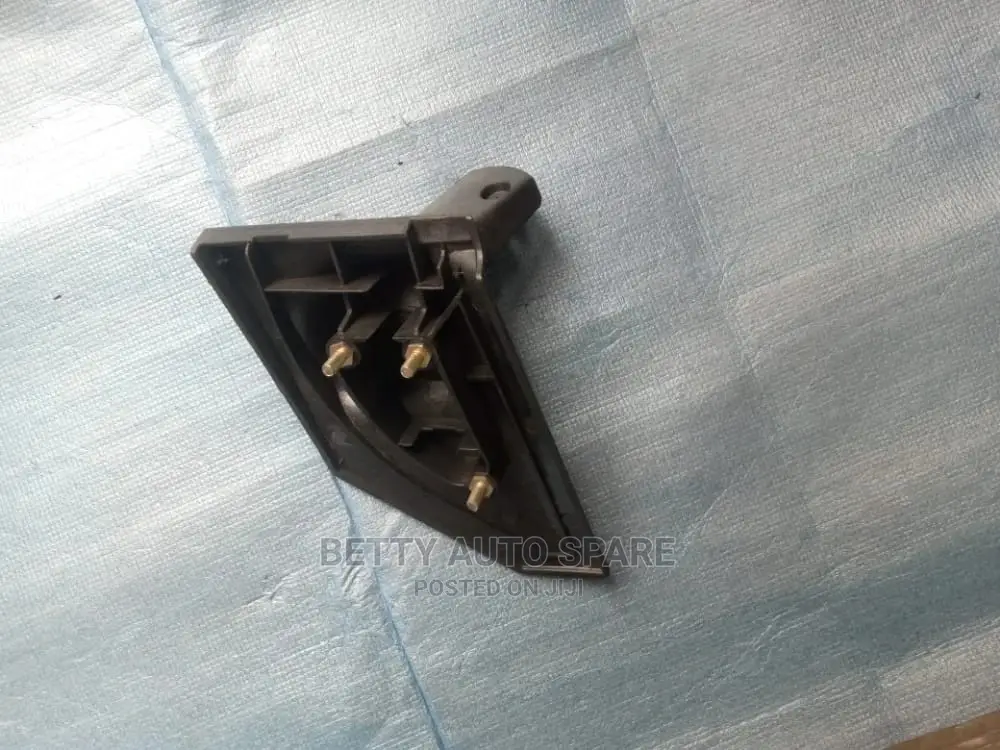 Axio/Fielder/Probox/Note Side Mirror Arms