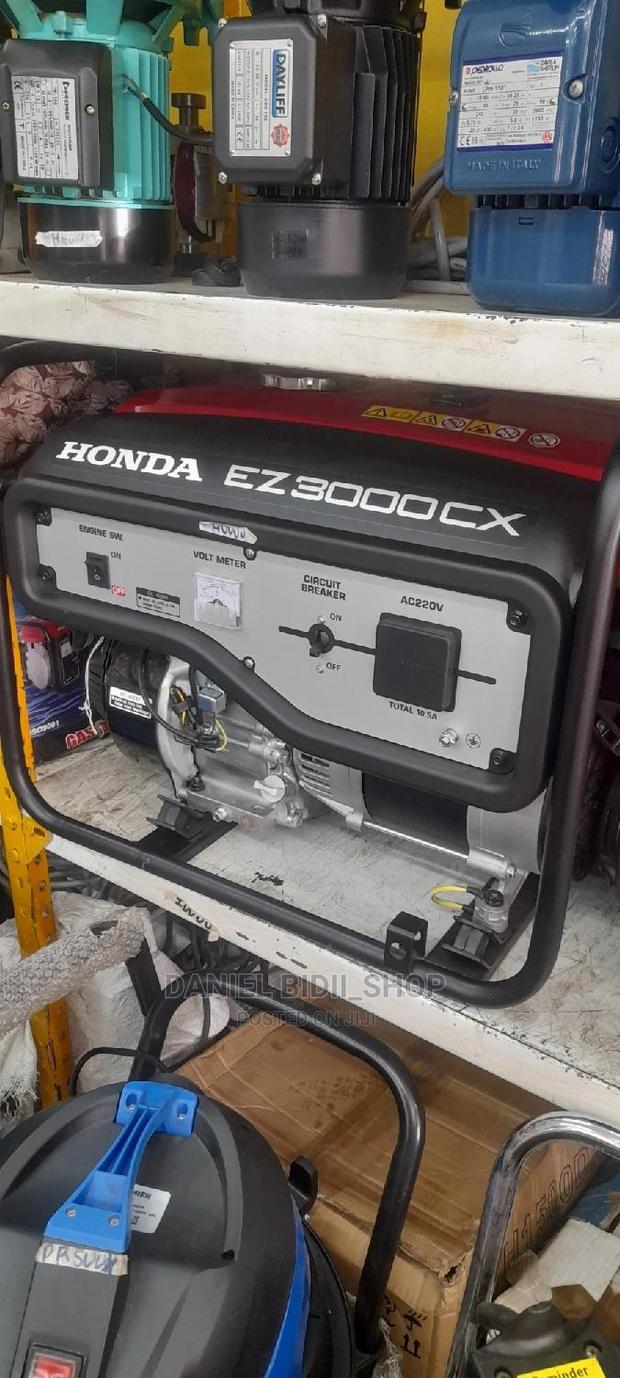 Original Honda Backup Generator Ez3000 - main view