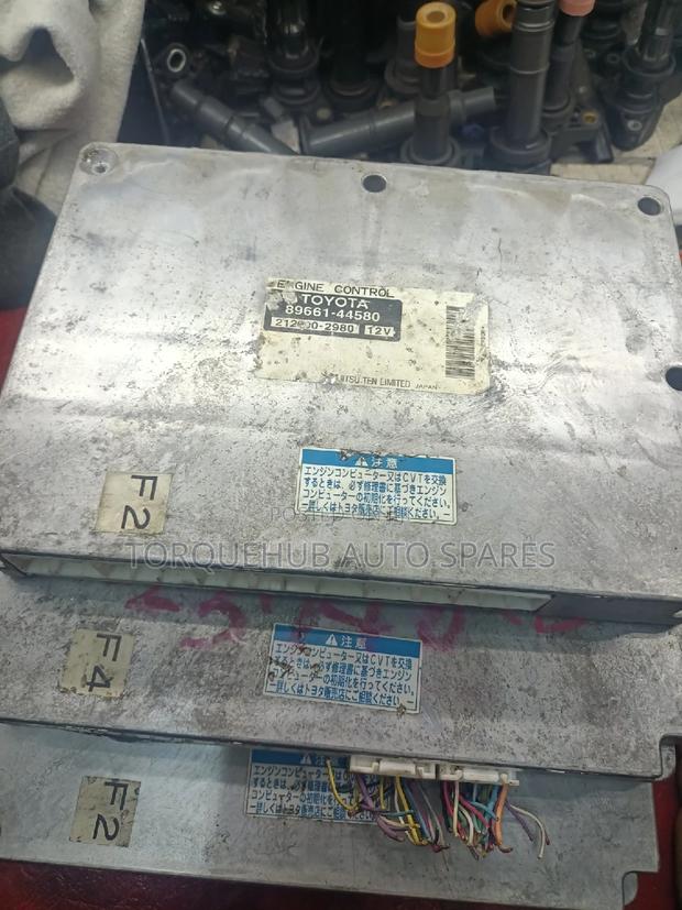 Toyota ISIS 2006 Engine Control 1AZ 4WD - thumbnail 4