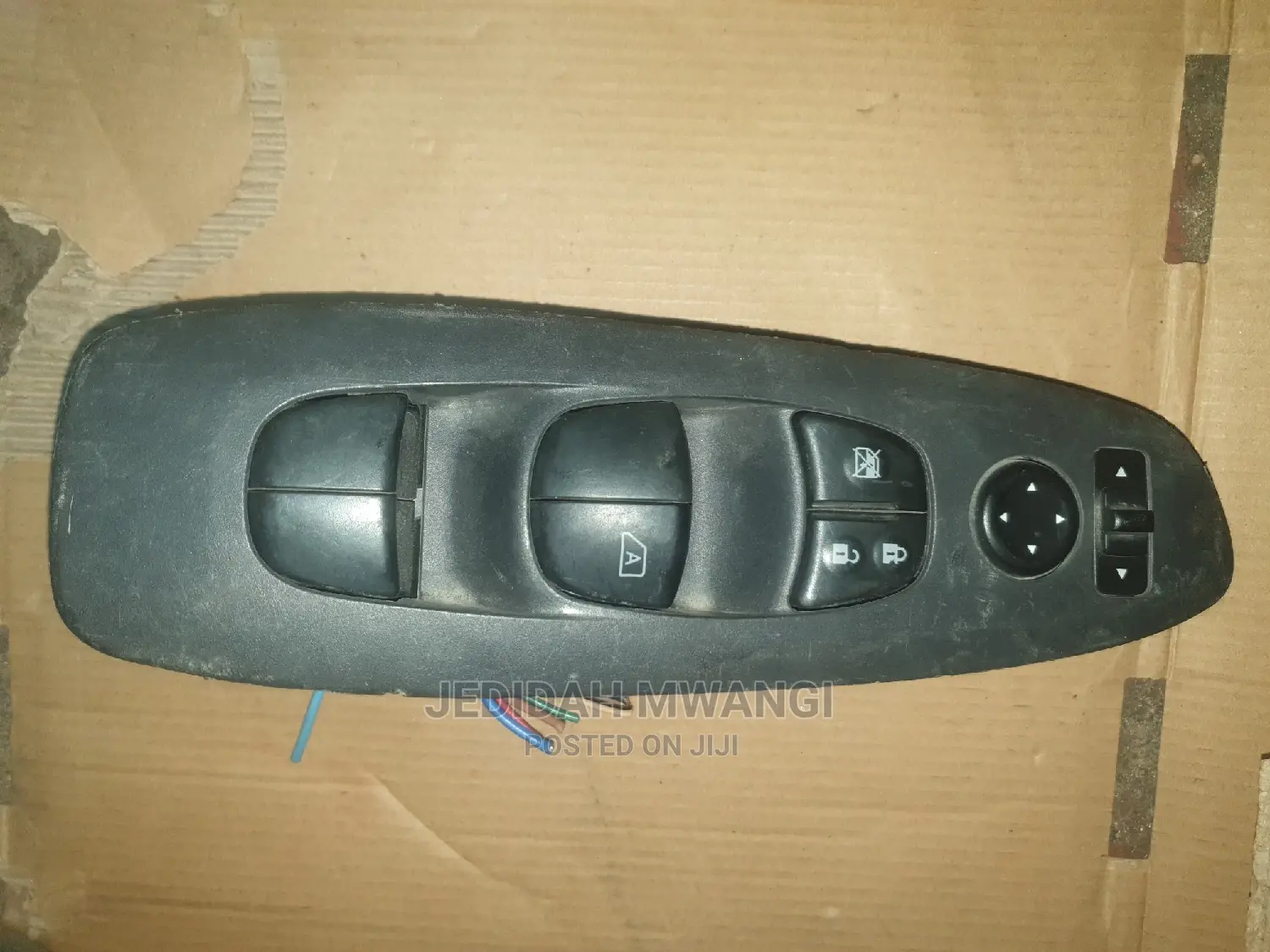 Nissan Xtrail Nt32 Main Door Switch