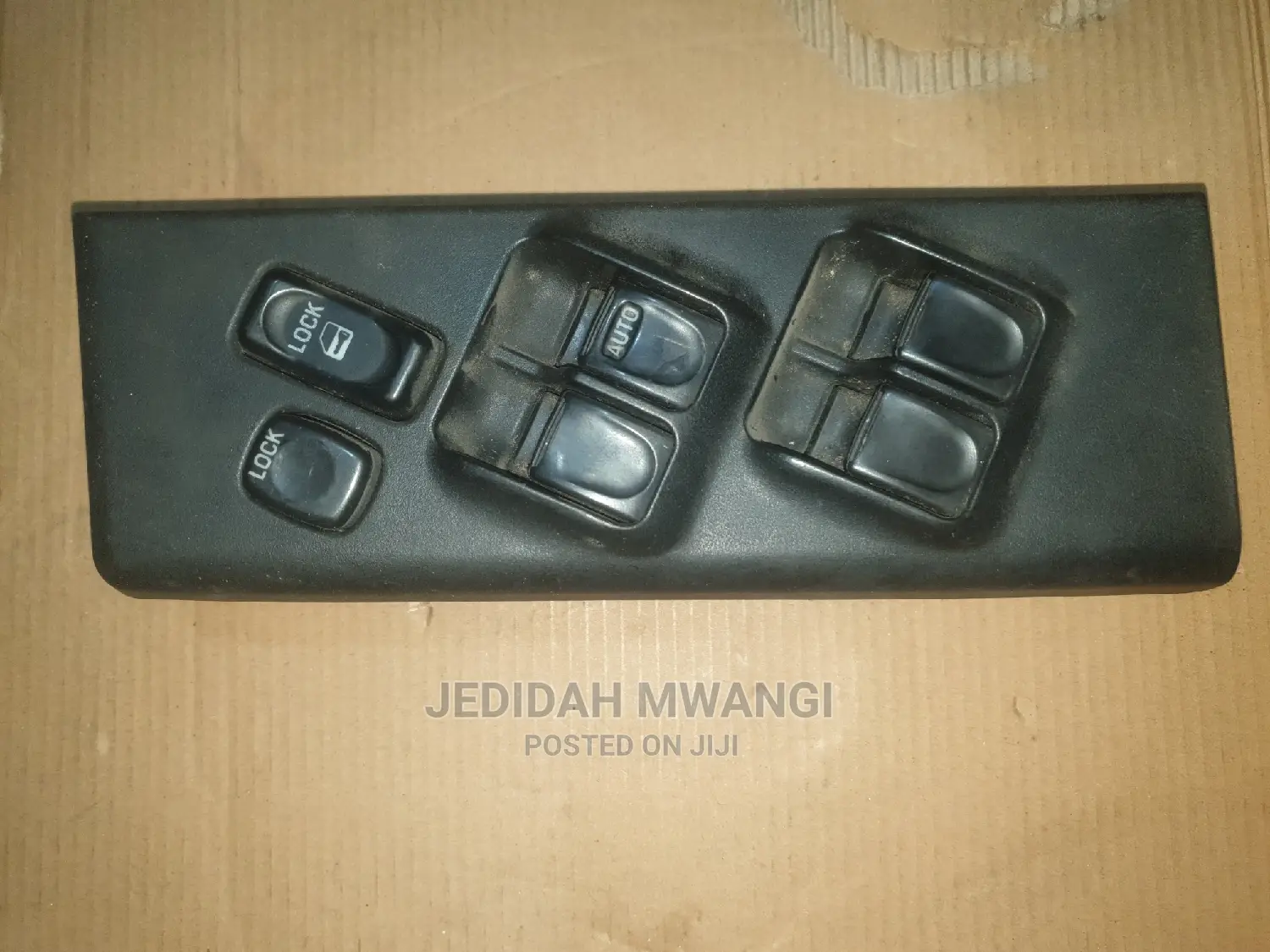 Isuzu Main Door Switch