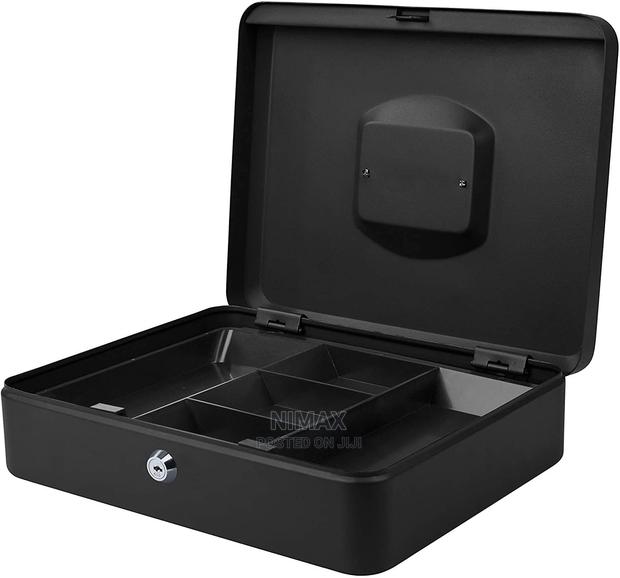 Locking Steel Cash Box With Removable Change Tray - thumbnail 2
