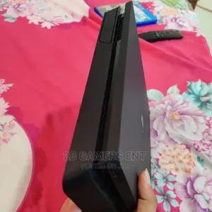 Few Months Used Slim PS4