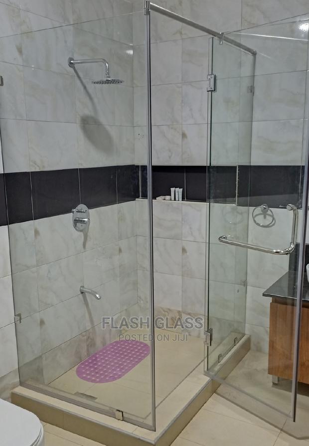Customized Mordern Shower Cubicles - thumbnail 2