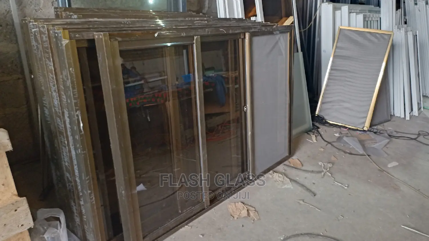 Customized Aluminium Sliding Windows