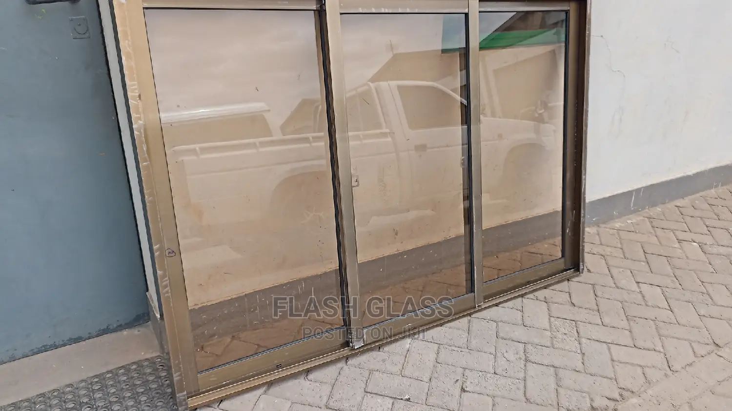 Customized Aluminium Sliding Windows