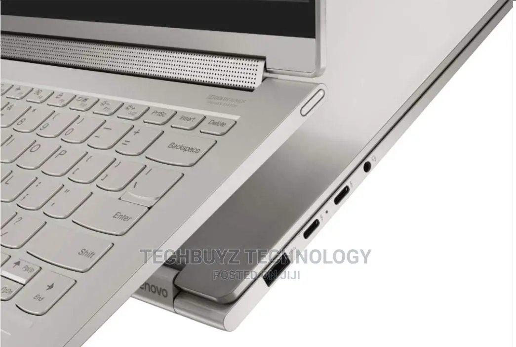 New Laptop Lenovo Yoga 910 16GB Intel Core I7 SSD 512GB
