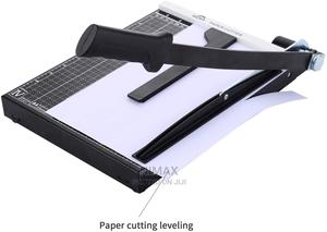 Dual Paper Guide Bars, Professional Paper Cutter - main view