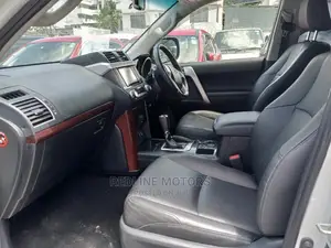 Toyota Land Cruiser Prado 2.8 D-4d 2016 Pearl