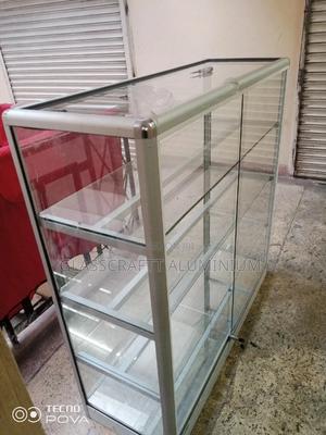 Clear Showcase - main view