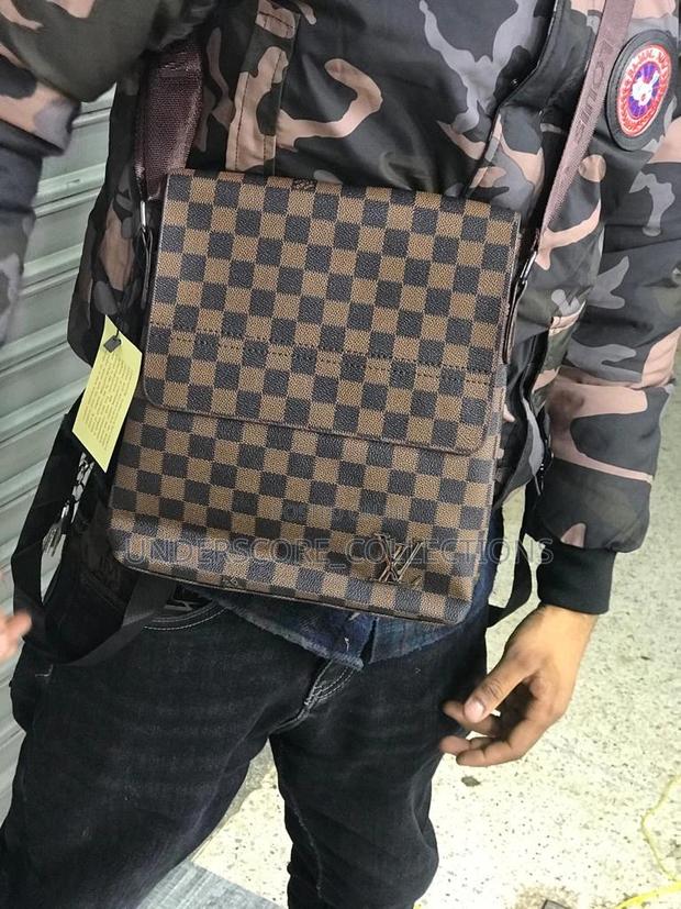 Large Capacity Unisex Shoulder Bag - thumbnail 2