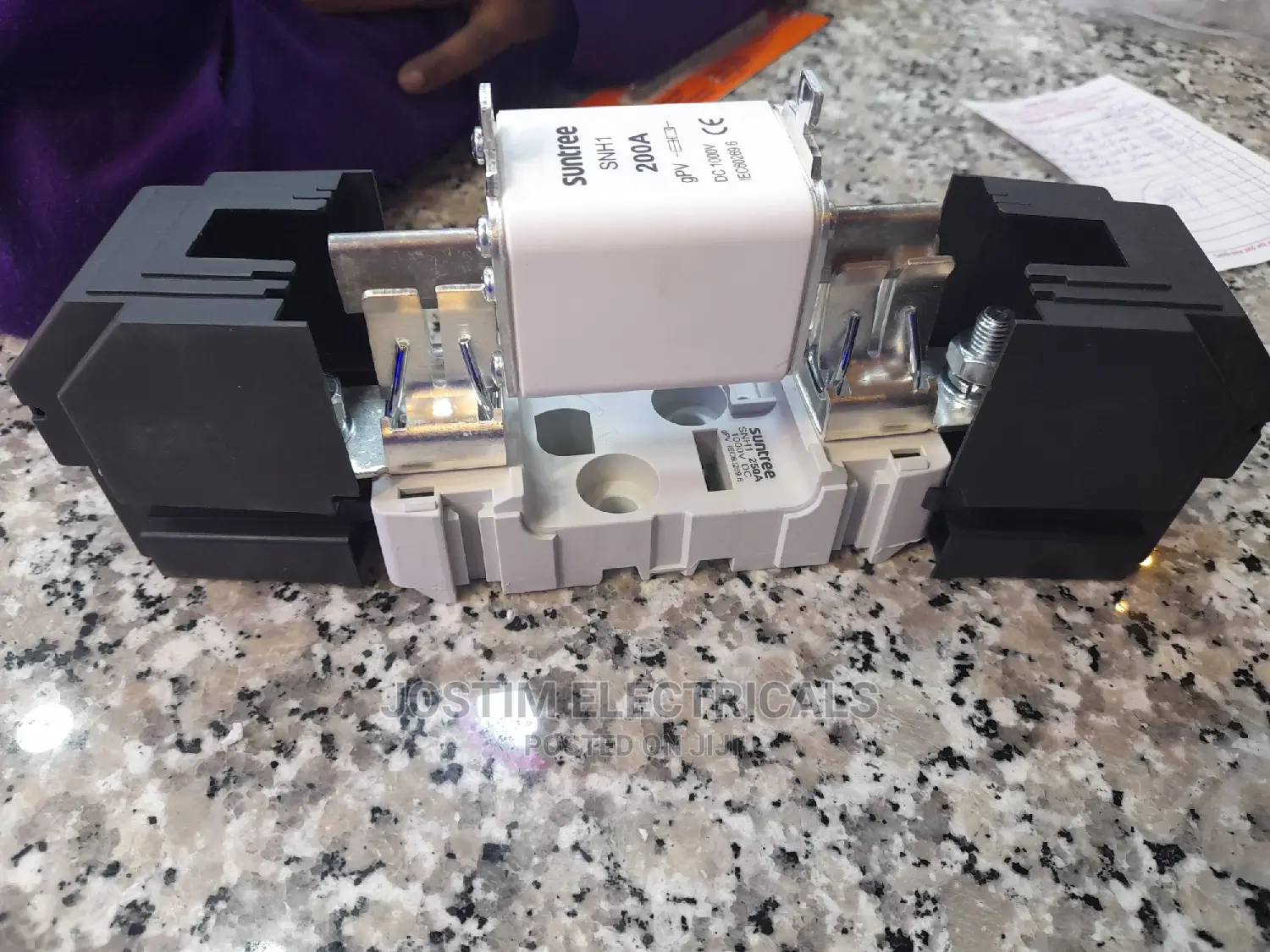 200A Battery Fuse Complete With Puller