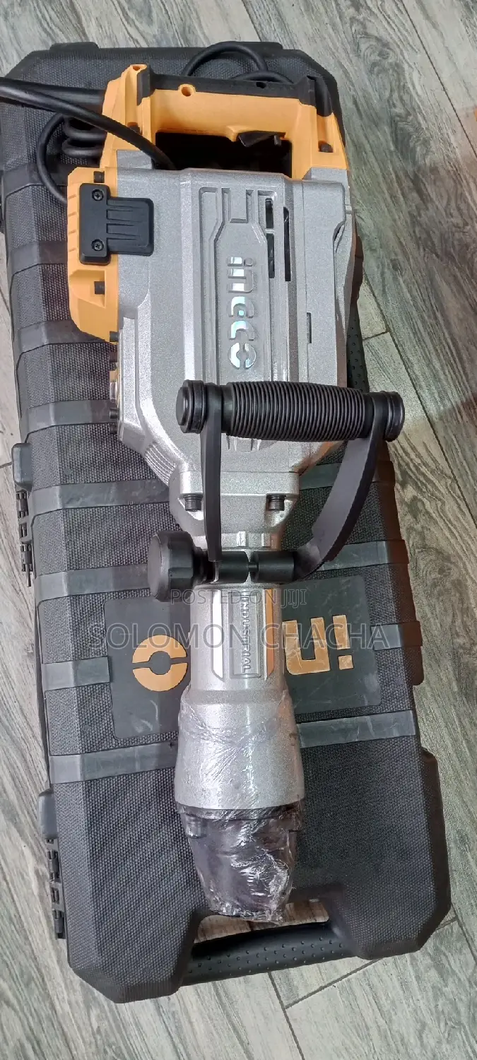 Ingco Demolition Breaker1700w 16kg