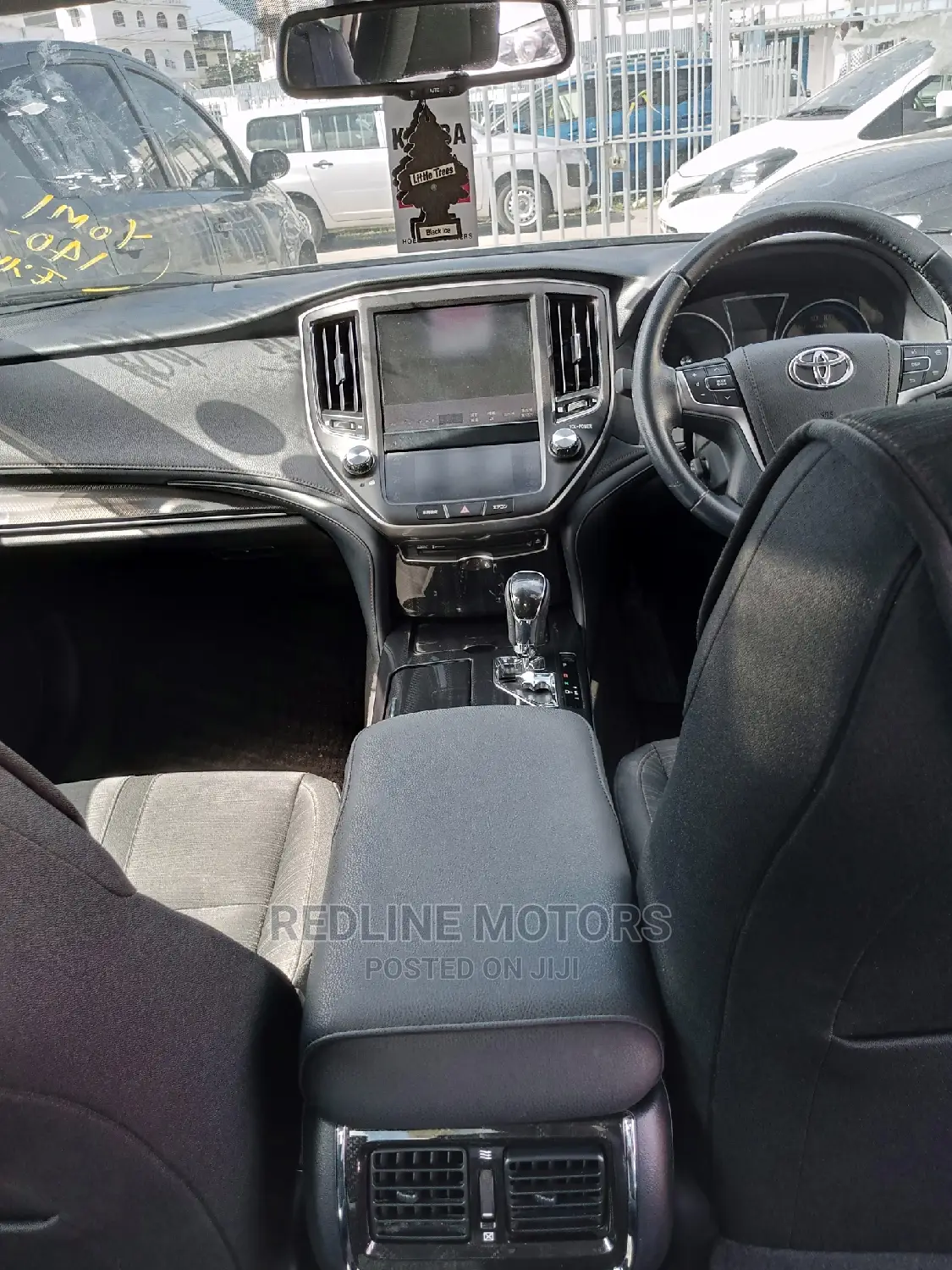 Toyota Crown 2016 Matt Black
