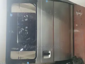 Toyota Hiace 5L Shark Sliding Door