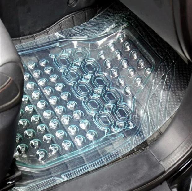 7 Seater Rubber Car Floor Mats
