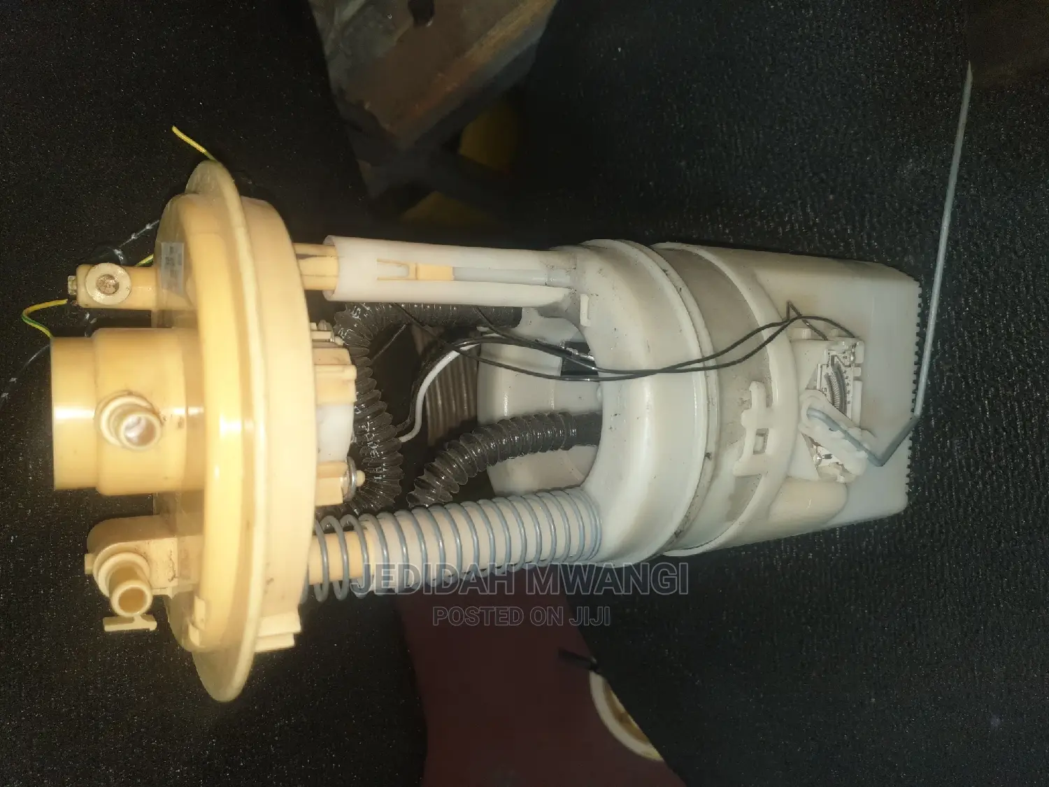 Mitsubishi Colt Fuel Pump