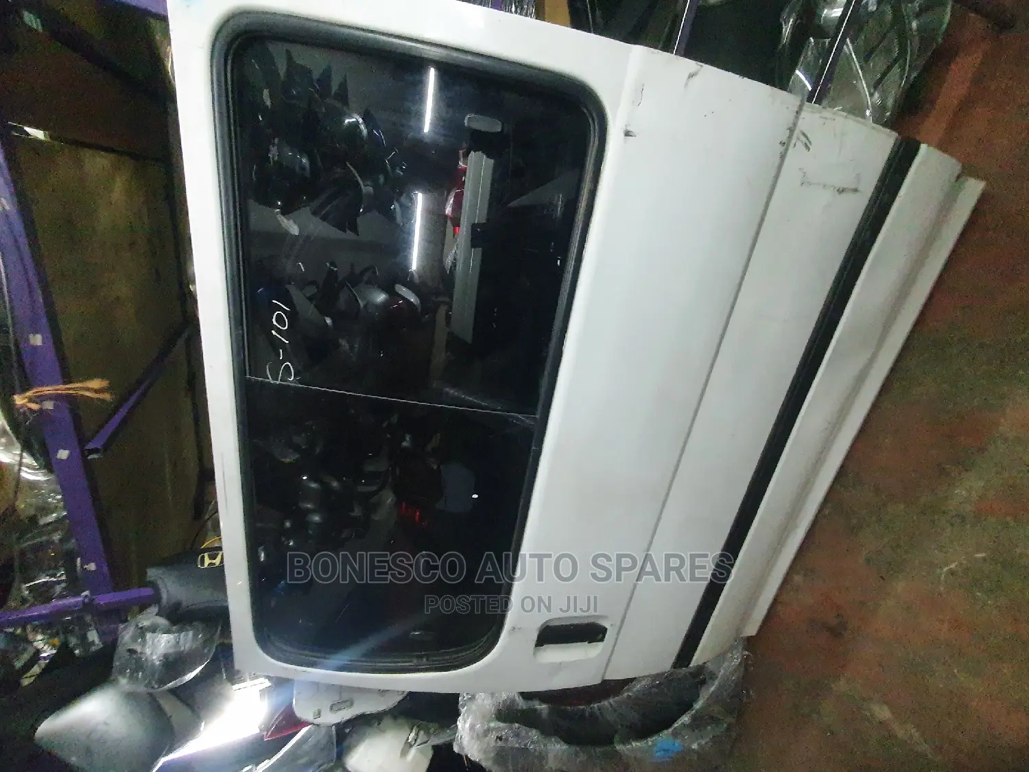 Toyota 5L Shark Sliding Door
