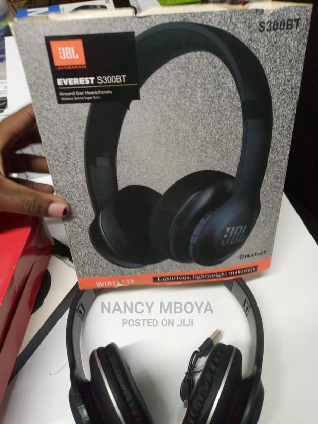 Jbl Wireless Headphones - main view