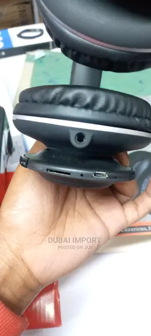 JBL Everest Wireless Headphones