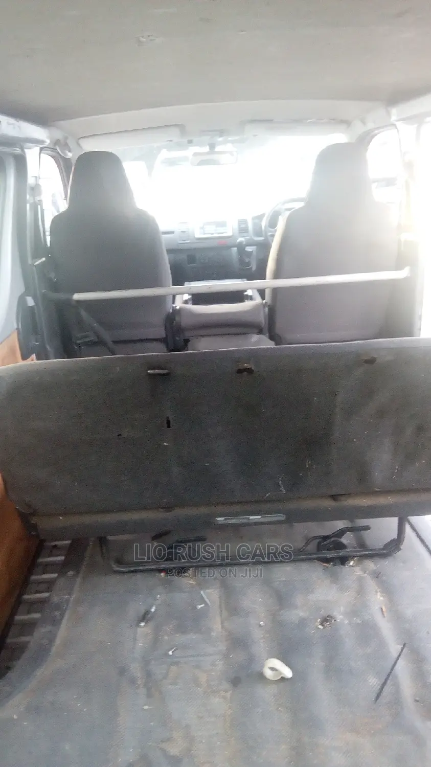 New Toyota HiAce 2012 Silver