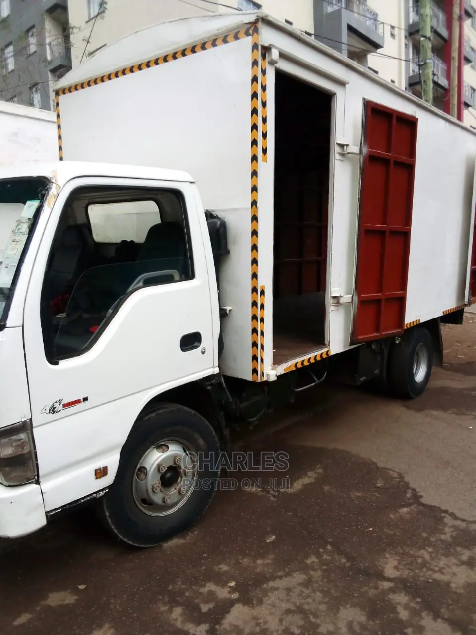 FH, Isuzu 4.3. Transport and Movers