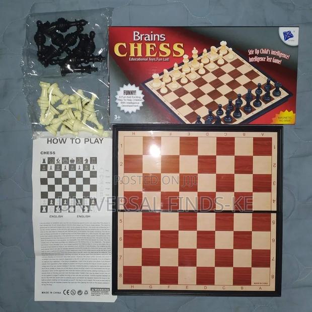 Brain Chess Board Game - main view