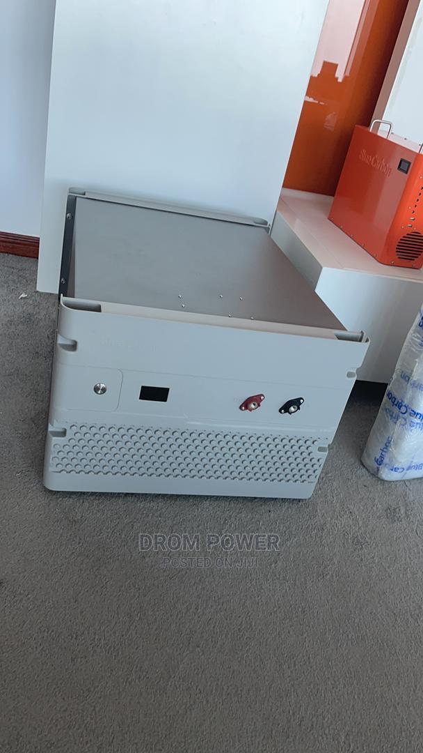 Lithium Battery 48V 200ah With MPPT - thumbnail 2