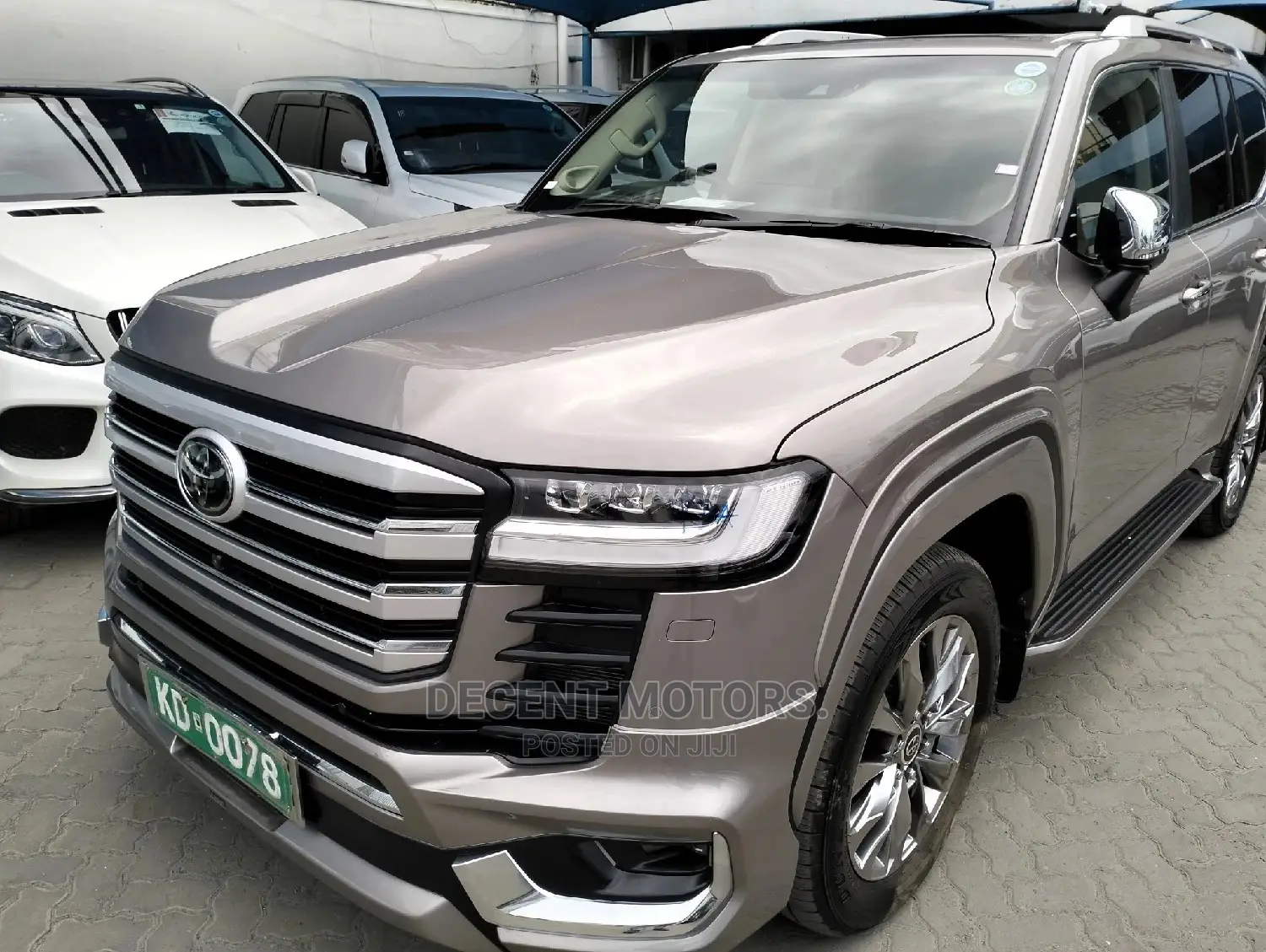 Toyota Land Cruiser 3.5 V6 2022 Gold