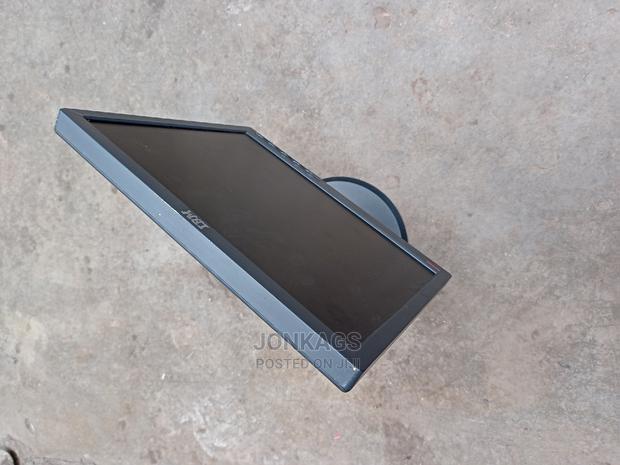 IBM 17-Inch LCD Monitor - thumbnail 3