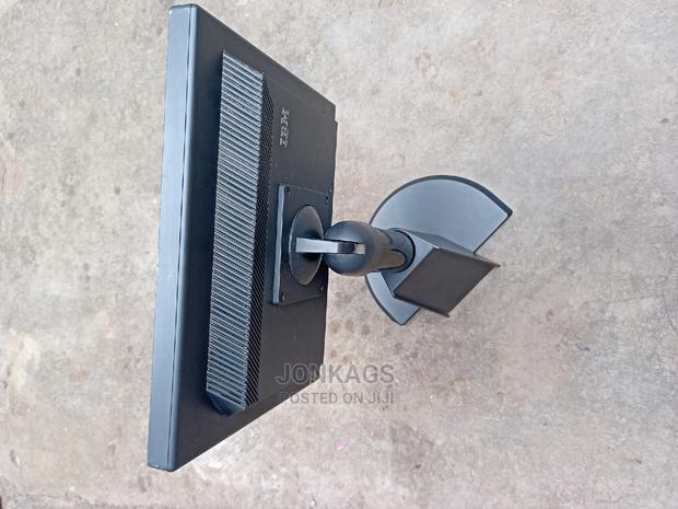 IBM 17-Inch LCD Monitor - thumbnail 4