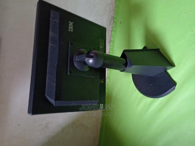 IBM Thinkvision L171p LCD Screen - thumbnail 5