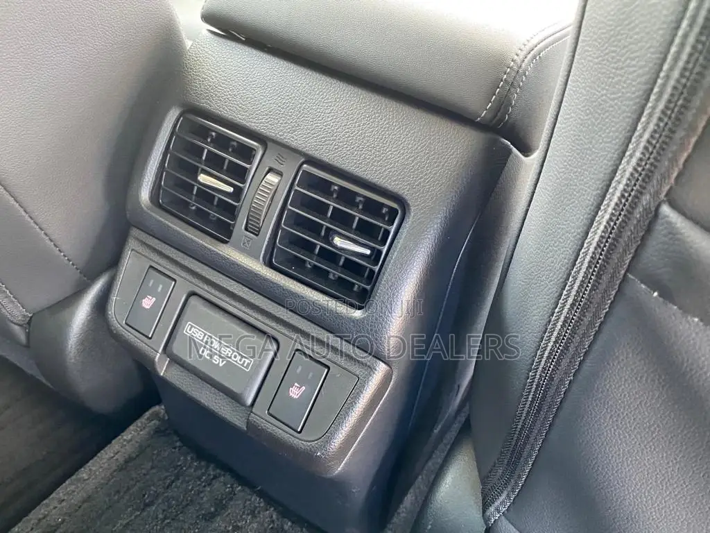Subaru Outback 2.5i Limited AWD 2018 Blue