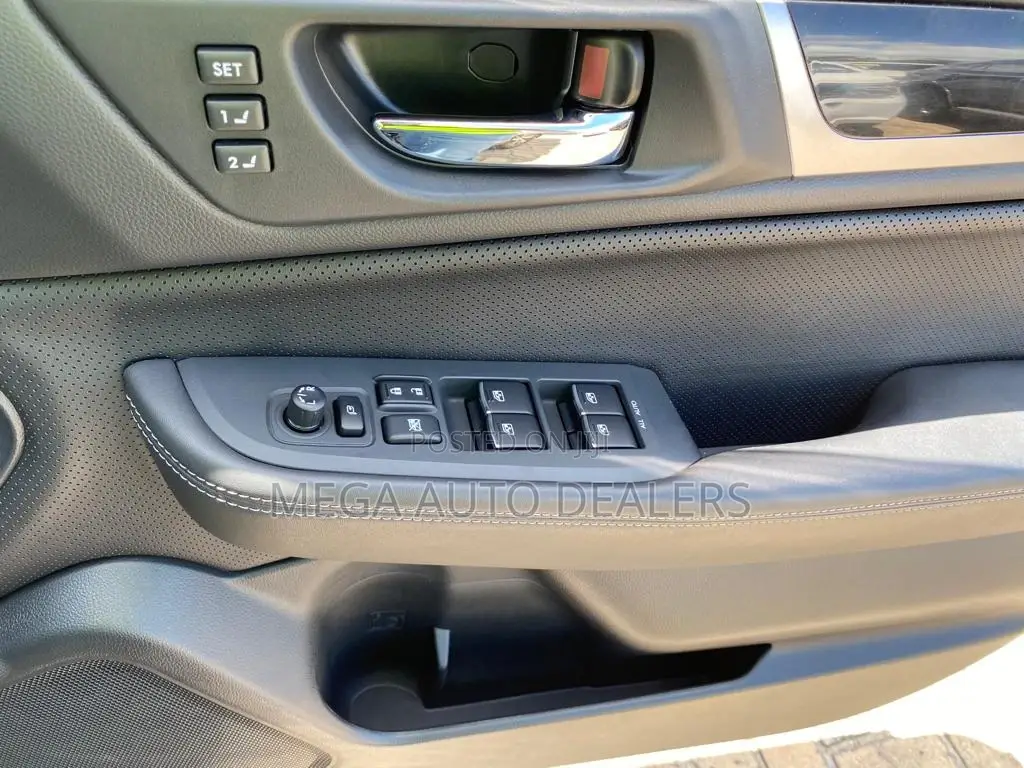 Subaru Outback 2.5i Limited AWD 2018 Blue