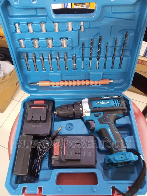 Makita Accessories 26V Cordless 2 Battery - thumbnail 3