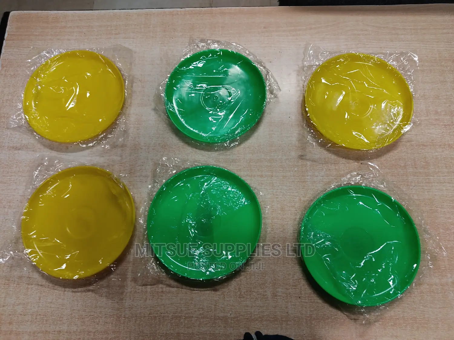 A Set of 6 Frisbee Disk- Mixed Colors
