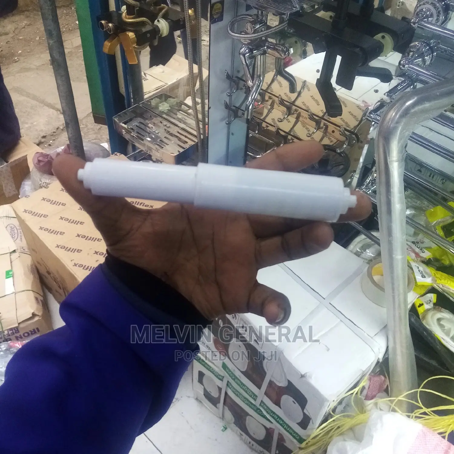 Tissue Roll Holder