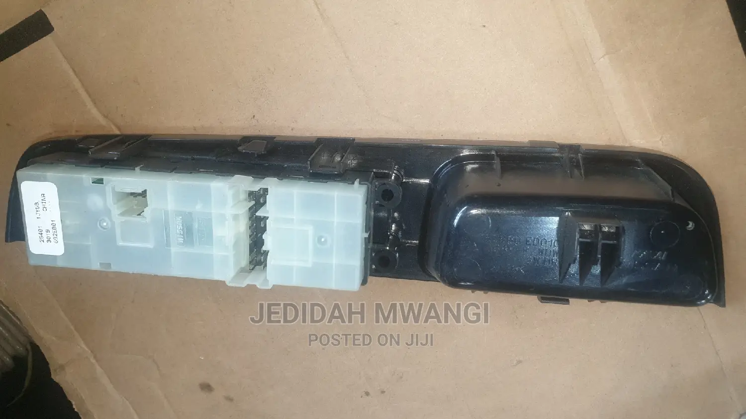 Nissan Xtrail Door Main Switch