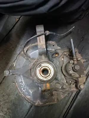 Mitsubishi Colt Hub