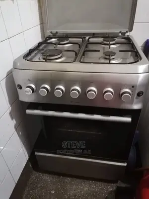 Von Standing 60x60 Cooker 4gas Burner Elecbaking Oven/Grill