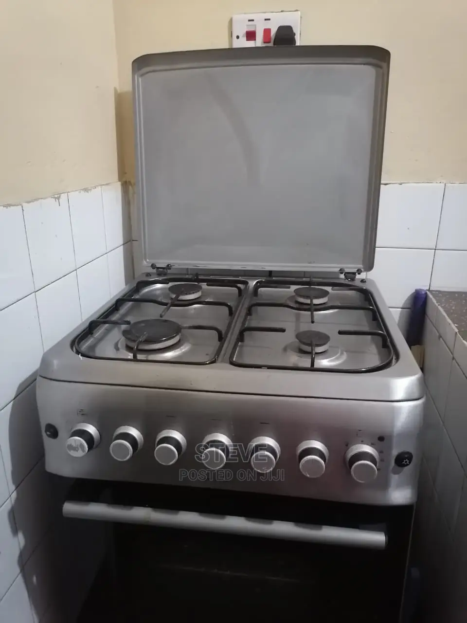 Von Standing 60x60 Cooker 4gas Burner Elecbaking Oven/Grill
