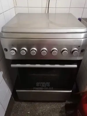 Von Standing 60x60 Cooker 4gas Burner Elecbaking Oven/Grill