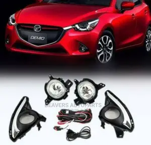 Mazda 2 Demio 2015 Foglights