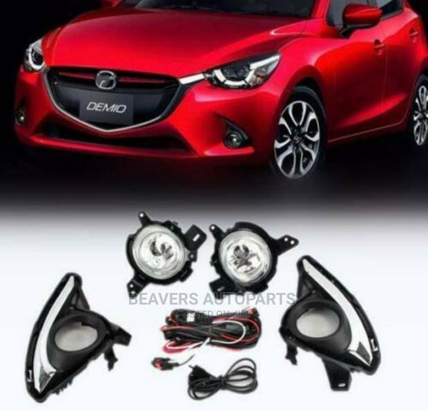 Mazda 2 Demio 2015 Foglights