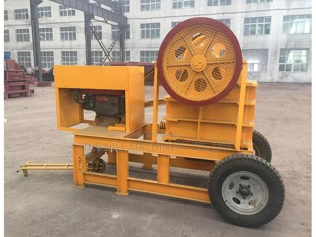 Gold Crushing Machine - main view